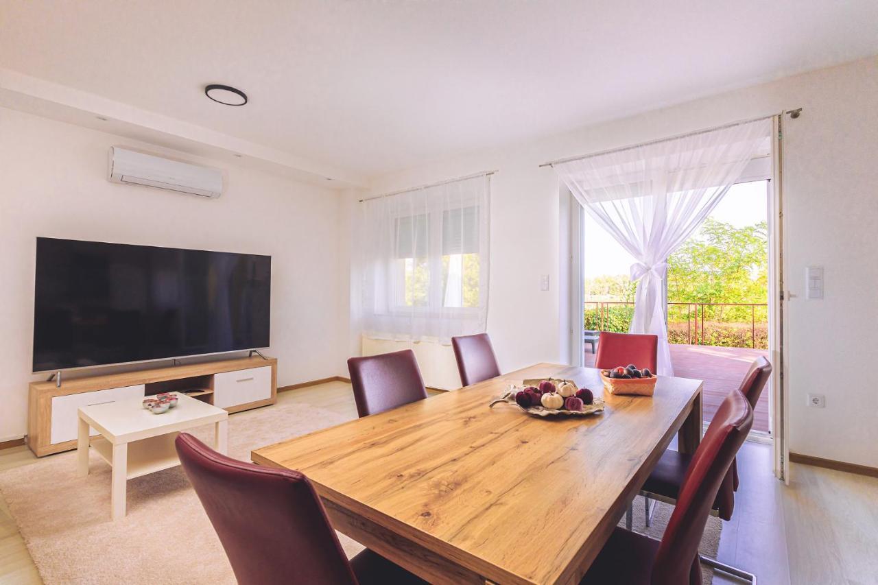 Martoni Apartment *